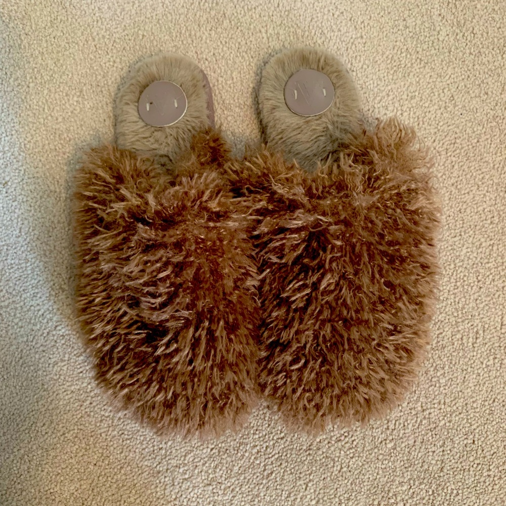 Anthropologie Fuzzy Brown Slippers Size 6.5